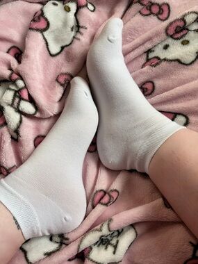 White Cotton Ankle Socks